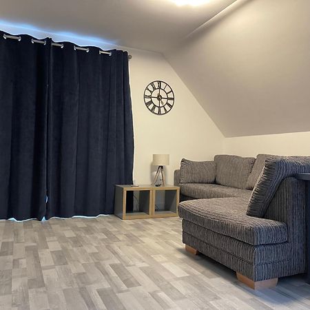 Lochside Loft - Self Catering Apartment For 2 In A Great Location For Inverness Airport And Both Cabot Highlands & Nairn Golf Courses Eksteriør billede