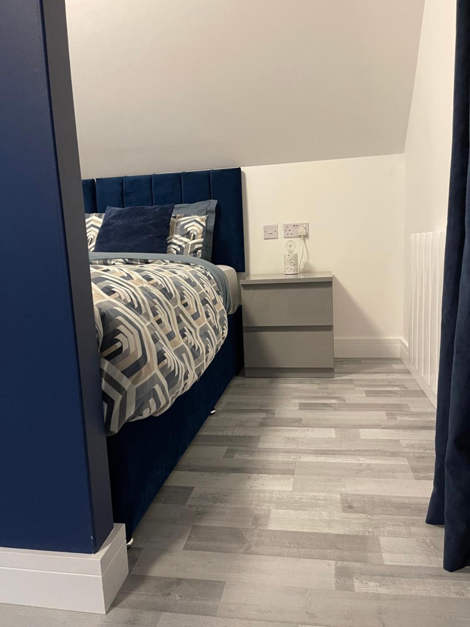 Lochside Loft - Self Catering Apartment For 2 In A Great Location For Inverness Airport And Both Cabot Highlands & Nairn Golf Courses Eksteriør billede