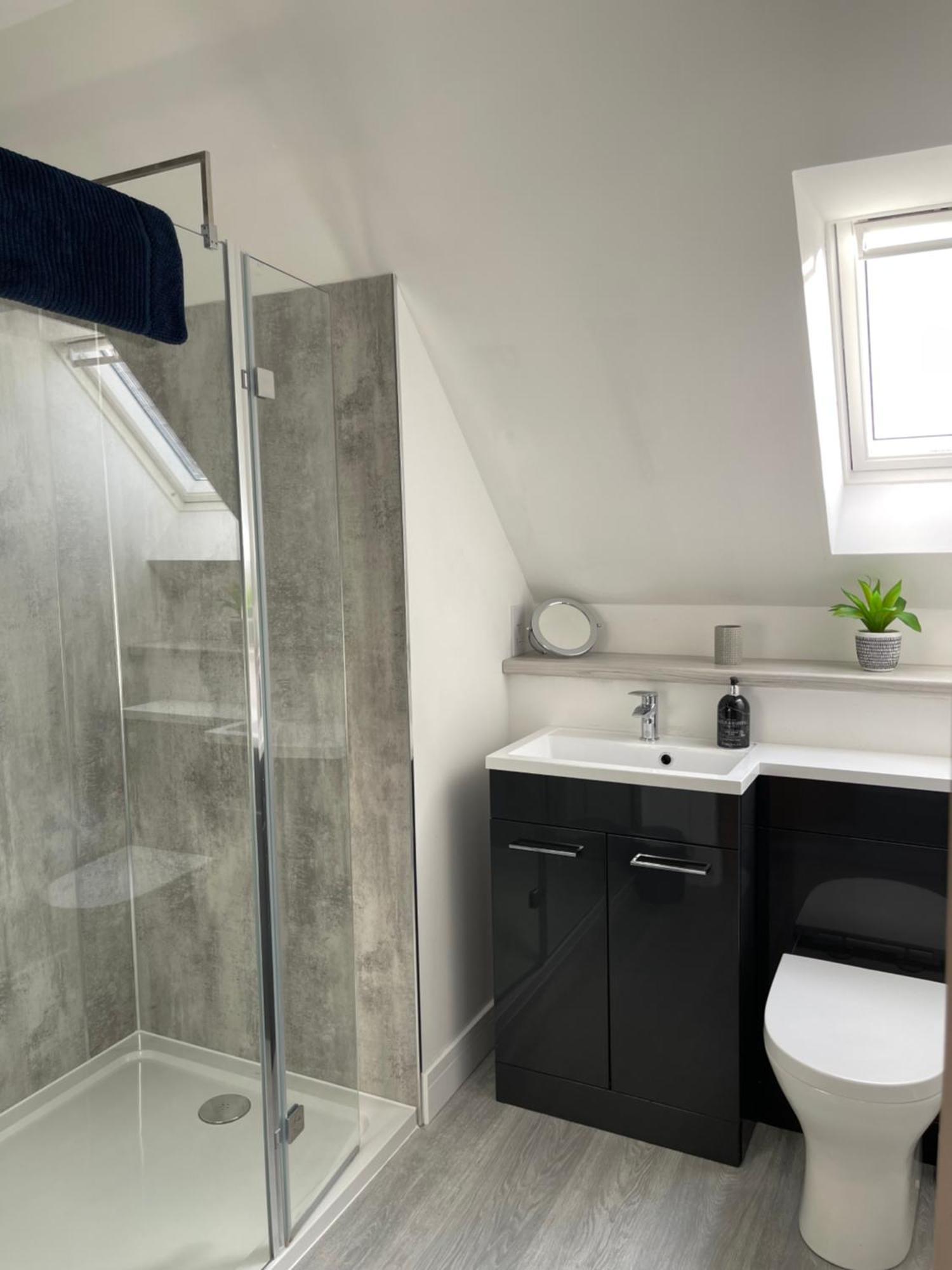Lochside Loft - Self Catering Apartment For 2 In A Great Location For Inverness Airport And Both Cabot Highlands & Nairn Golf Courses Eksteriør billede